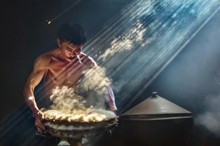 Nghề làm bánh hỏi Phan Thiết