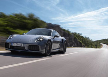 Porsche 911 Turbo S 2025: Khi tốc độ hóa thành nghệ thuật sống