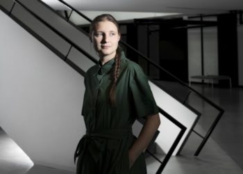 Marina Vyazovska: Từ Kiev đến Huy chương Fields – Khi một người phụ nữ viết lại ngôn ngữ của những hình cầu
