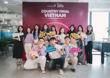 Các bạn sinh viên lọt vào vòng final Việt Nam của cuộc thi.