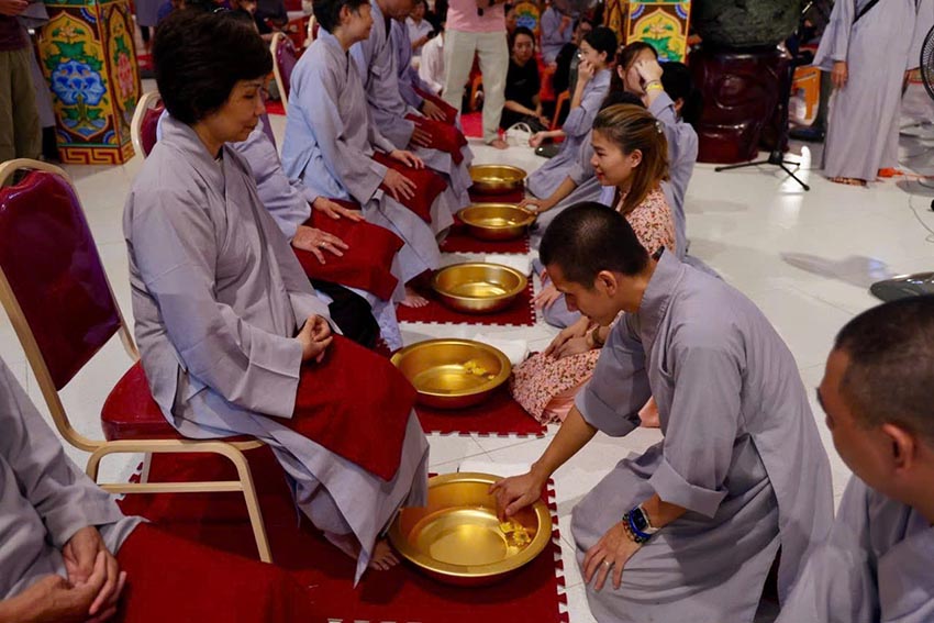 Cây hứa nguyện hiếu thuận: khi lời yêu kịp nói trong mùa Vu Lan - 3