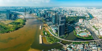 Chuyện thành phố nước với thiếu phụ phương Nam