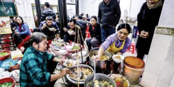 HuếCốt cách không muỗng của bún bò Huế