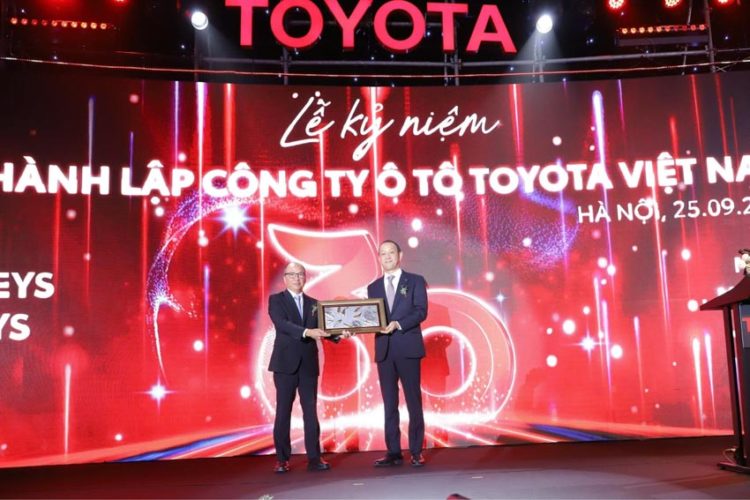 Những dấu ấn làm nên hành trình 30 năm rực rỡ của Toyota Việt Nam