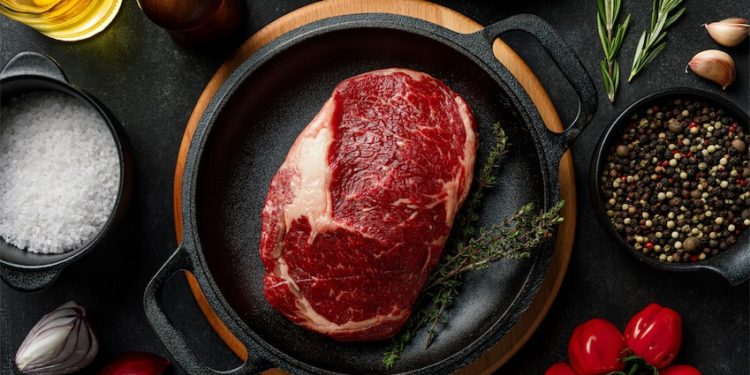 4 cách cơ thể “mách bảo” rằng bạn đang nạp quá nhiều protein