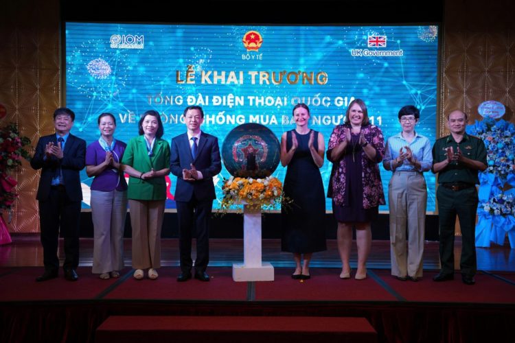 Việt Nam chính thức có Tổng đài 111 về phòng, chống mua bán người