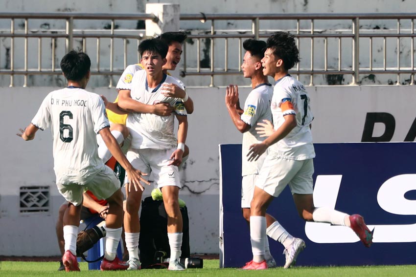 U17 TP HCM và U 17 Nam Định cùng giành trọn 3 đểm trong ngày khai mạc Bảng A - 1