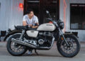 CB350 H’ness: hoài cổ đậm chất đường phố, thêm 2 phối màu mới