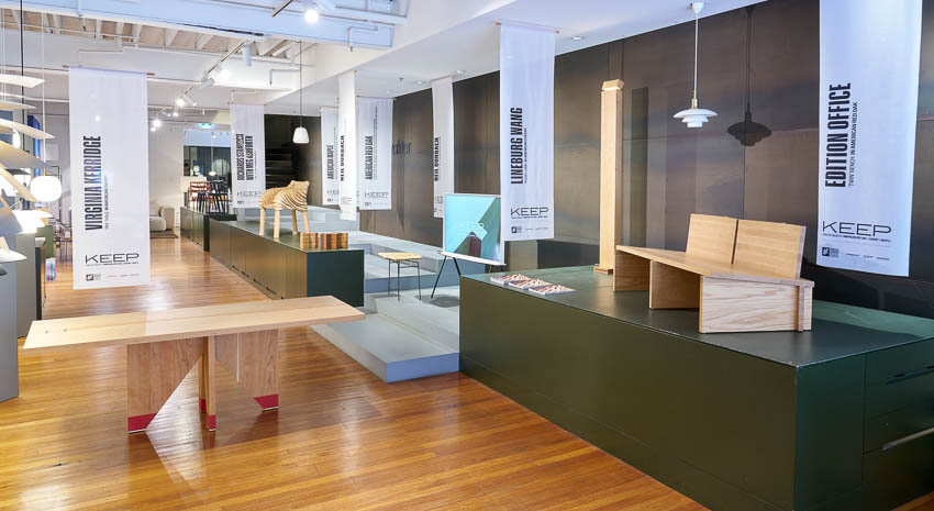 Bàn ghế gỗ red oak, cherry và maple được sắp đặt trong triển lãm KEEP tại Cult Sydney.