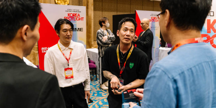 Đại biểu Việt – Hàn trao đổi hợp tác tại Korea–Vietnam Content Forum 2025 ở TP.HCM.