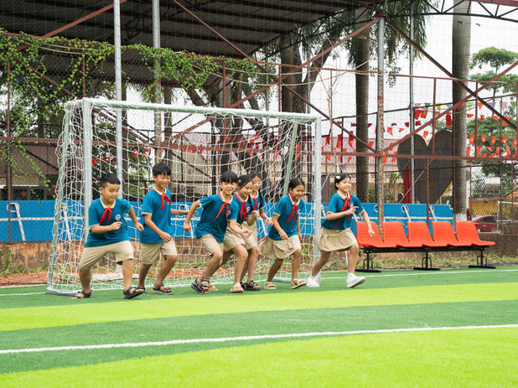 Từ sân bóng nhỏ đến ước mơ lớn: LG gieo “hạt giống” thể chất cho học sinh nông thôn Bắc Ninh