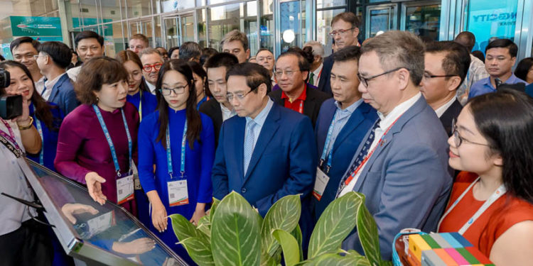 Thủ tướng Phạm Minh Chính: Việt Nam sẵn sàng trở thành đối tác tin cậy trong ngành logistics xanh và thông minh