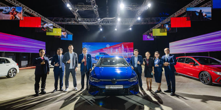 Khi một huyền thoại quay lại – và câu chuyện không chỉ là chiếc xe