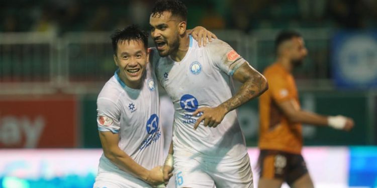 HAGL hòa ĐKVĐ Nam Định ngay trên sân nhà - 3