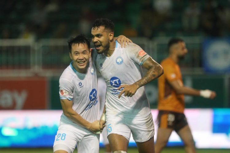 HAGL hòa ĐKVĐ Nam Định ngay trên sân nhà - 3