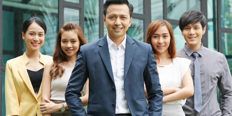 Liệu nhân viên có chịu lương thấp hơn để lấy lòng trung thành? Câu trả lời gây sốc từ chuyên gia nhân sự
