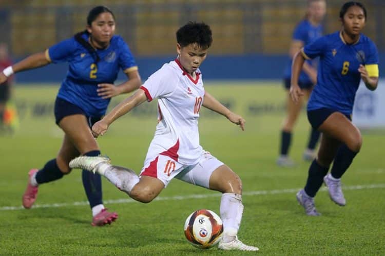 U17 Nữ Việt Nam đại thắng Guam 5-0 trong ngày ra quân - 2