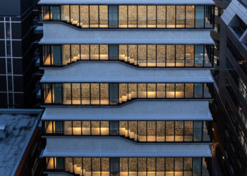 Front Place Chiyoda Ichibancho: Mặt đứng cửa sổ đua và câu chuyện kết nối đô thị