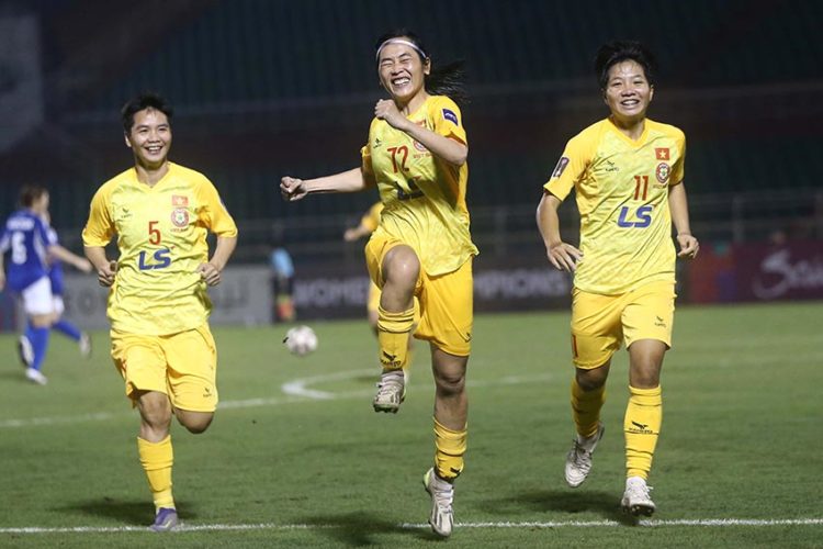 Chiến thắng kịch tính HCMC Women’s FC giành 3 điểm trước Lion City Sailors - 1