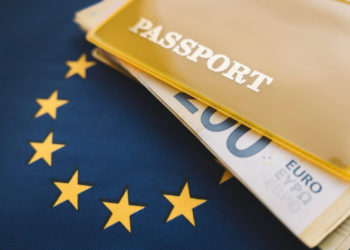 Cú sốc $100.000$ H-1B: Khi chính sách di trú kích hoạt làn sóng chuyển giao công việc