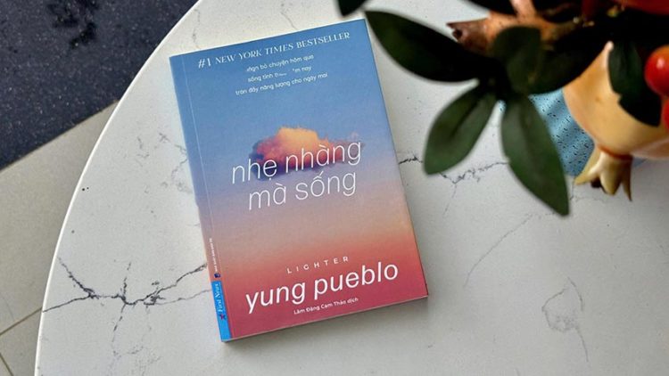 Học cách buông bỏ: Không phải xóa ký ức, mà là ngừng tự làm đau mình - 1