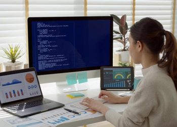 Khảo sát Lương 2026: Lương tăng, nhân sự AI trở thành lực đẩy mới của thị trường tuyển dụng Việt Nam