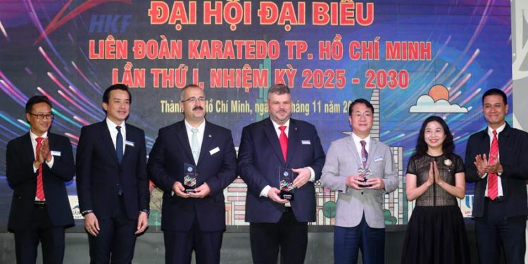 Liên đoàn Karatedo TPHCM ra mắt Ban chấp hành nhiệm kỳ 2025-2030 - 3