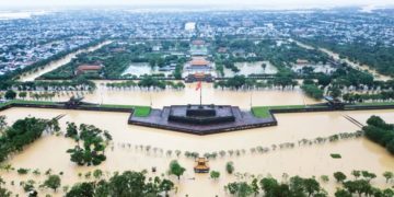 Mưa bão và ngập lụt đô thị