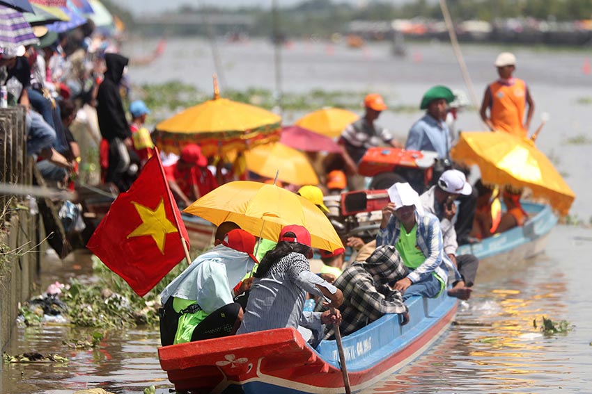 Sức sống mãnh liệt lễ hội Óoc Om Bóc, dậy sóng Maspéro - Đua ghe ngo Khmer - 4