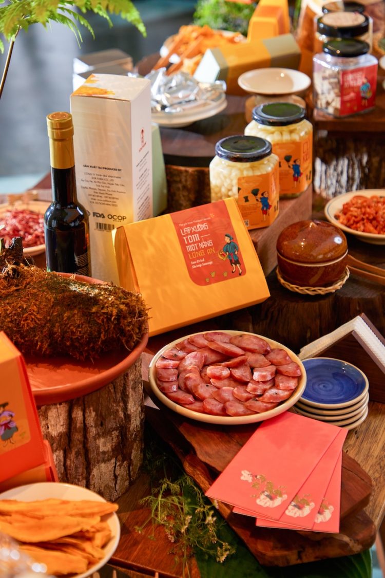 Mùi Vị Quê Nhà kể chuyện Tết Việt