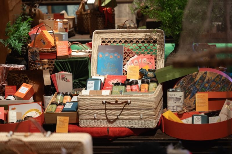 Bộ quà Tết Việt Muôn Miền