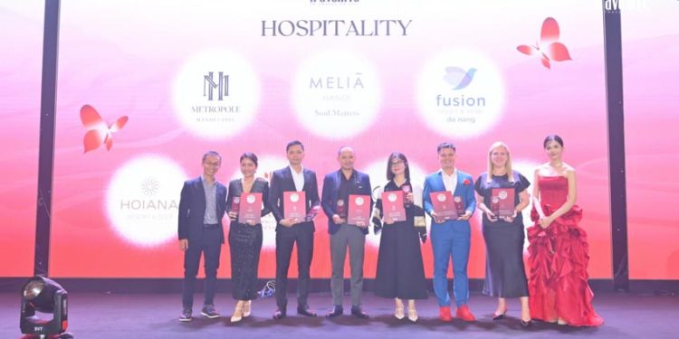 Lễ công bố HOTLIST Travellive Editor’s Pick 2025 tôn vinh các thương hiệu và điểm đến du lịch Việt Nam