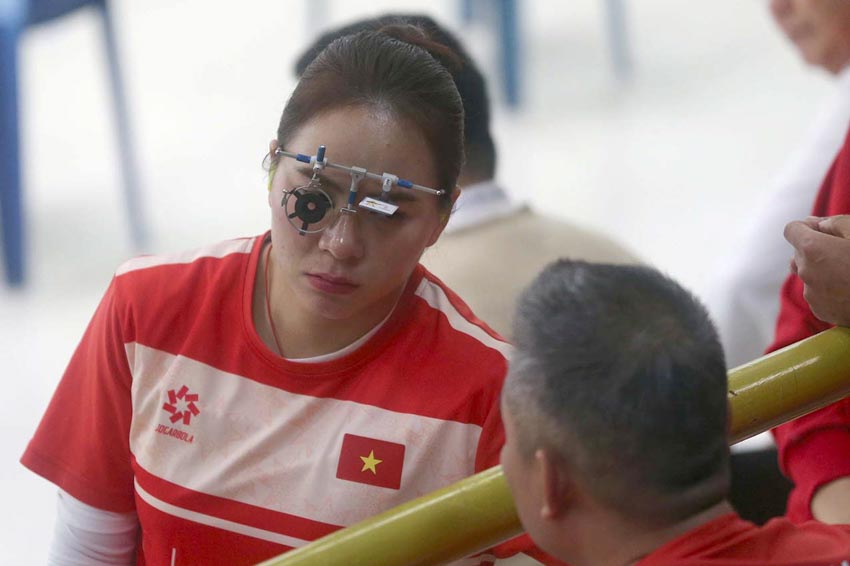 "Khúc độc hành" đến đỉnh vinh quang và kỳ tích từ những đôi tay thép - 2