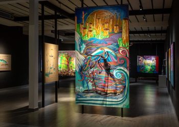 Không gian trưng bày triển lãm Kỳ Cảnh Phiêu Du tại Wiking Salon với các tác phẩm nghệ thuật đương đại đa chất liệu - 5