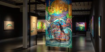 Không gian trưng bày triển lãm Kỳ Cảnh Phiêu Du tại Wiking Salon với các tác phẩm nghệ thuật đương đại đa chất liệu - 5