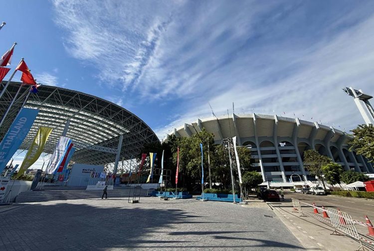 Một ngày dạo quanh khu vực chung quanh sân Rajamangala - 8