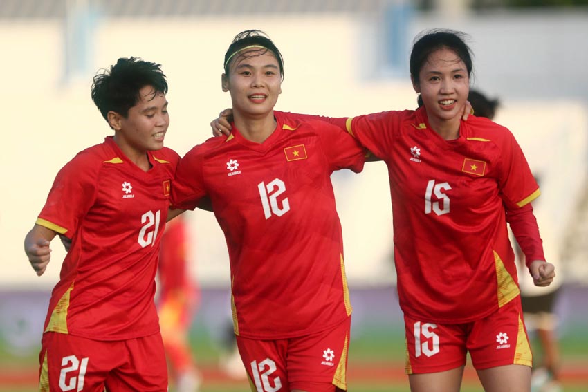 Nữ Việt Nam hạ Indonesia 5-0, gặp Philippines chung kết quyết đòi lại nợ vòng bảng - 1