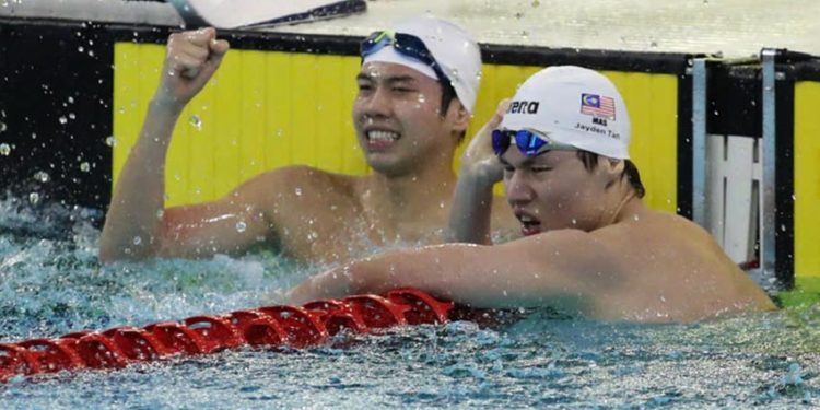 Quang Thuấn “Soán ngôi đàn anh” và Huy Hoàng bất bại bảo vệ Vàng - 6