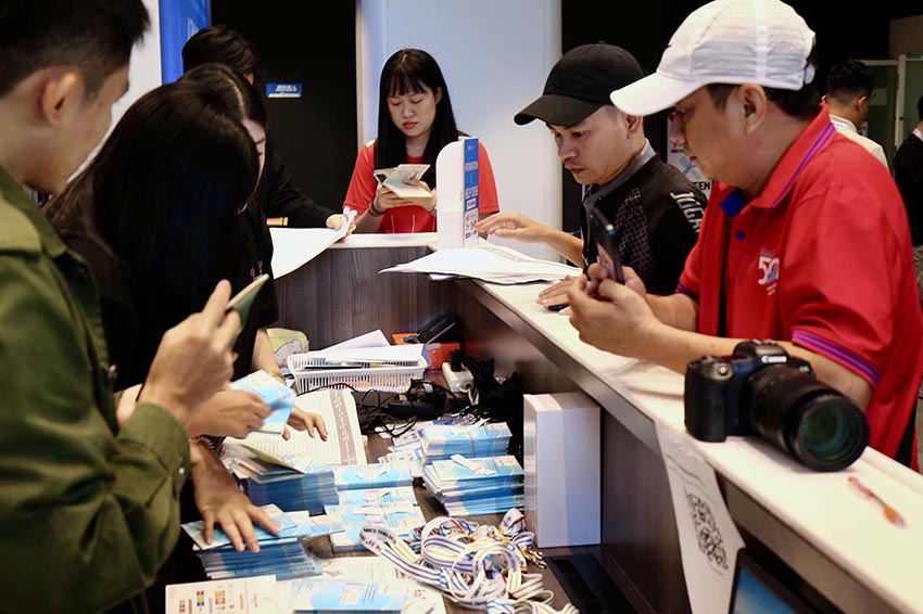 SEA Games 33: "Đại bản doanh" của báo giới và cuộc chiến vượt qua... kẹt xe tại Bangkok - 1