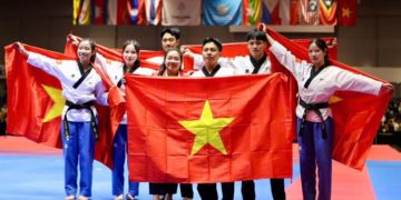 Taekwondo và Bơi lội có Vàng ngày đầu tiên - 1