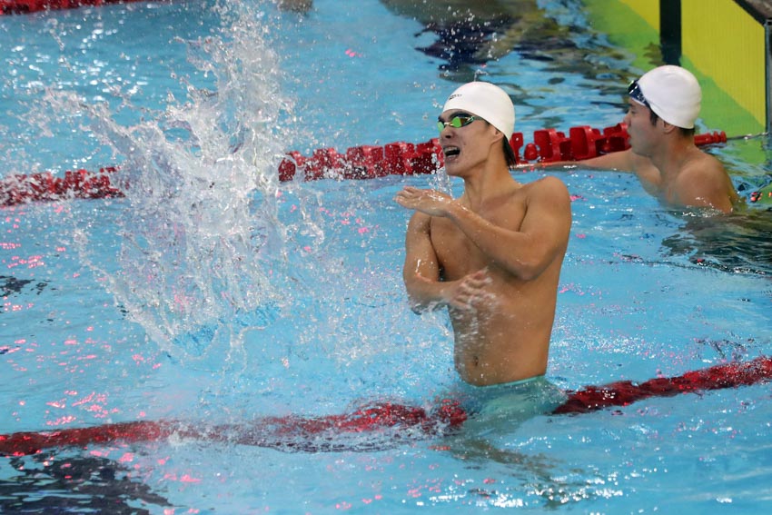 Taekwondo và Bơi lội có Vàng ngày đầu tiên - 4