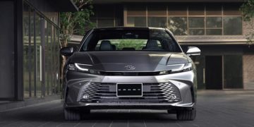 Toyota Việt Nam triển khai chương trình triệu hồi xe để cập nhật phần mềm hỗ trợ đỗ xe, đảm bảo an toàn cho người dùng