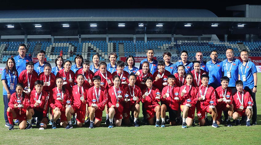 Chung kết SEA Games 33 Trọng tài Chanthavong Phutsavan tước mất HCV của tuyển nữ Việt Nam - 2