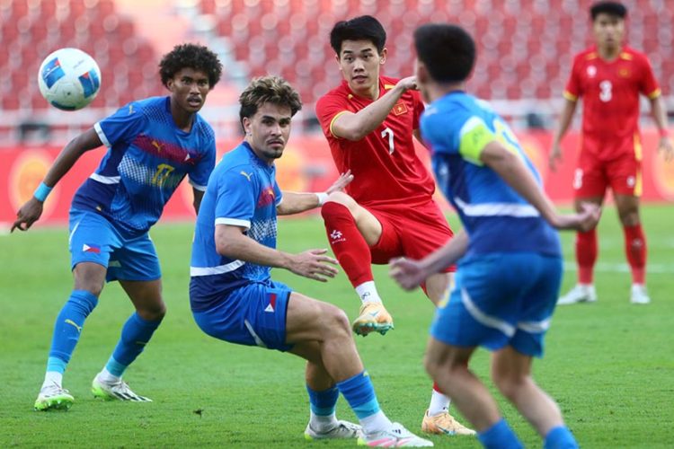 U22 Việt Nam thắng kịch tính, đối đầu U22 Thái Lan ở chung kết Sea Games 33 - 2