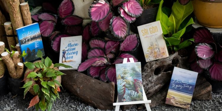 Chuyện cây chuyện đời - Trần Thuỳ Linh