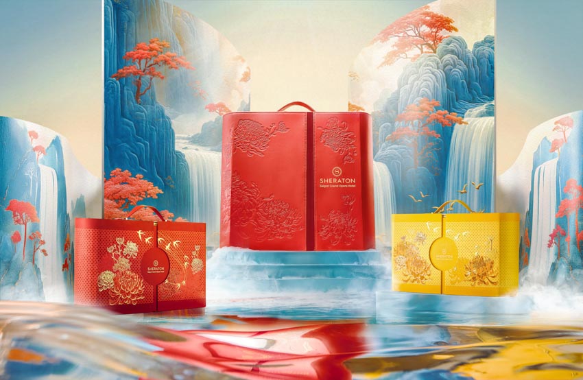 Hộp quà Tết cao cấp Mã Khai Vạn Lộc 2026 của Sheraton Saigon Grand Opera Hotel với thiết kế sang trọng sắc đỏ vàng - 2
