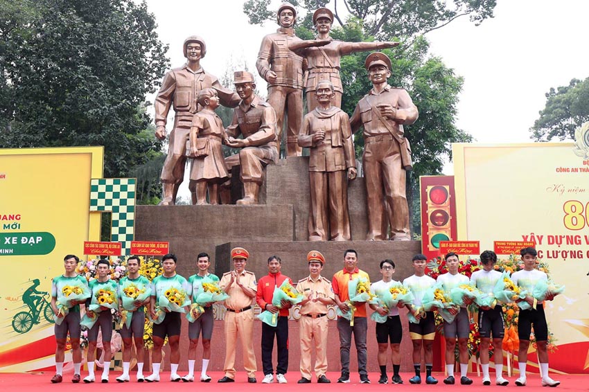 Ra mắt đội đua CA TPHCM, bệ phóng cho đỉnh cao chuyên nghiệp - 3