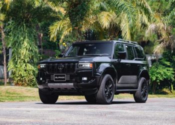 Các mẫu Toyota Alphard, Camry, Land Cruiser và Prado tại Việt Nam thuộc diện triệu hồi cập nhật phần mềm hỗ trợ đỗ xe