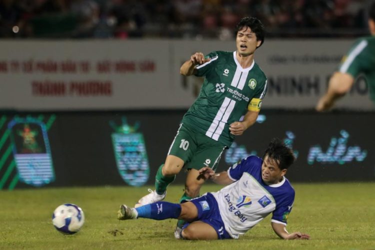 Công Phượng tái xuất, mạch bất bại kéo dài - 3