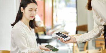 Biểu đồ hành vi tiêu dùng số Việt Nam Q4/2025 theo báo cáo Connected Consumer của Decision Lab - 1